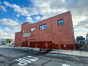 87 Bowne St, Brooklyn, NY for lease Interior Photo- Image 2 of 13