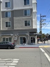 240 3rd St, Oakland, CA à louer Photo intérieure- Image 1 de 5