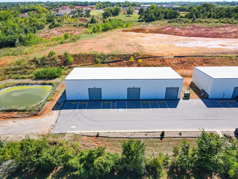 5700 N Bryant, Oklahoma City, OK for sale - Building Photo - Image 1 of 6