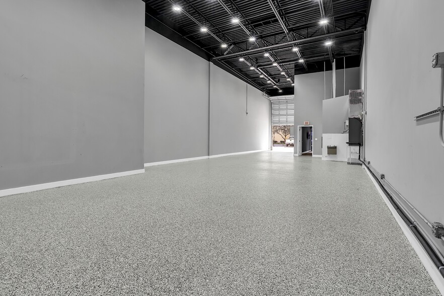 10404 W State Road 84, Davie, FL for lease - Interior Photo - Image 3 of 12