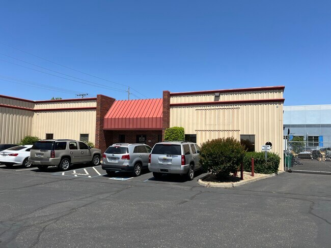 More details for 1351 E Pine St, Lodi, CA - Industrial for Lease