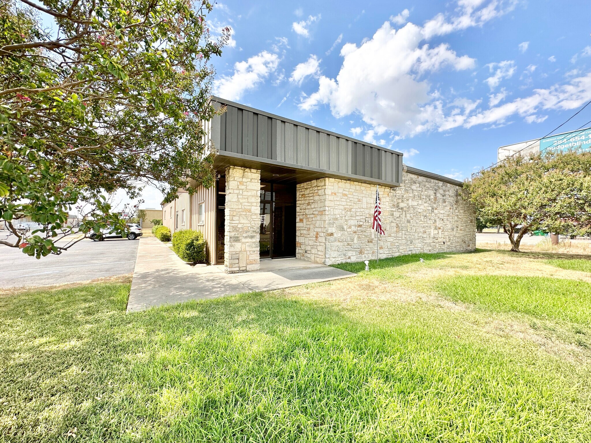 1005 E 6th Ave, Belton, TX à vendre Photo principale- Image 1 de 13