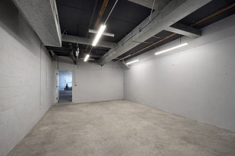 5635 W 79th St, Burbank, IL à louer Photo intérieure- Image 1 de 10