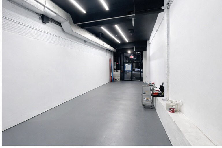 182 Jamaica ave, Jamaica, NY à louer - Photo intérieure - Image 2 de 4