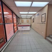 35 Nicol St, Nanaimo, BC à louer Photo du bâtiment- Image 2 de 6