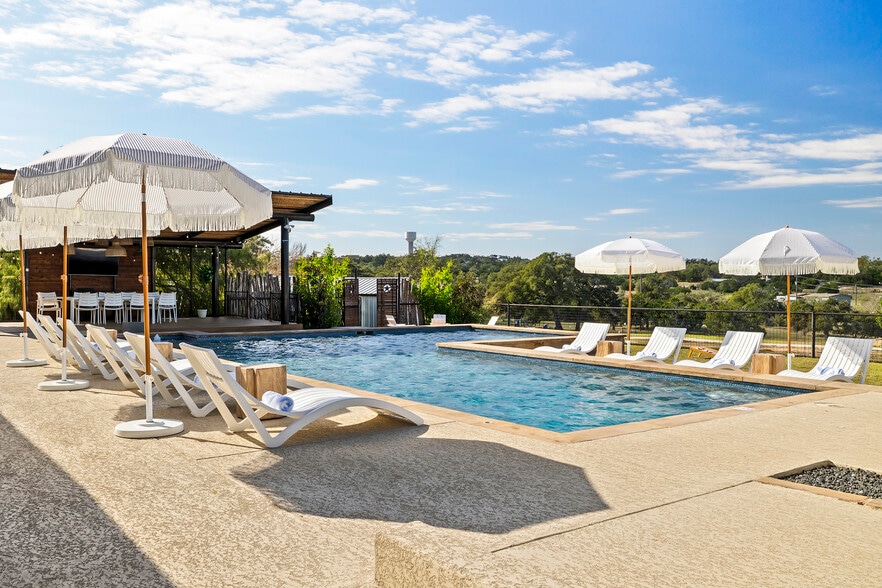 1293 Harmon Hills Rd, Dripping Springs, TX for sale - Building Photo - Image 2 of 38
