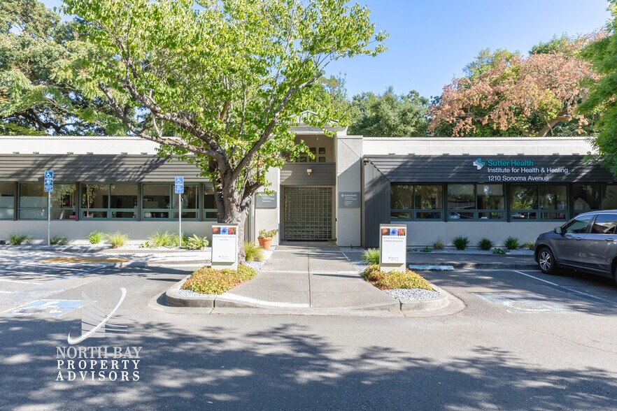 1200 Sonoma Ave, Santa Rosa, CA à vendre - Photo du bâtiment - Image 2 de 10