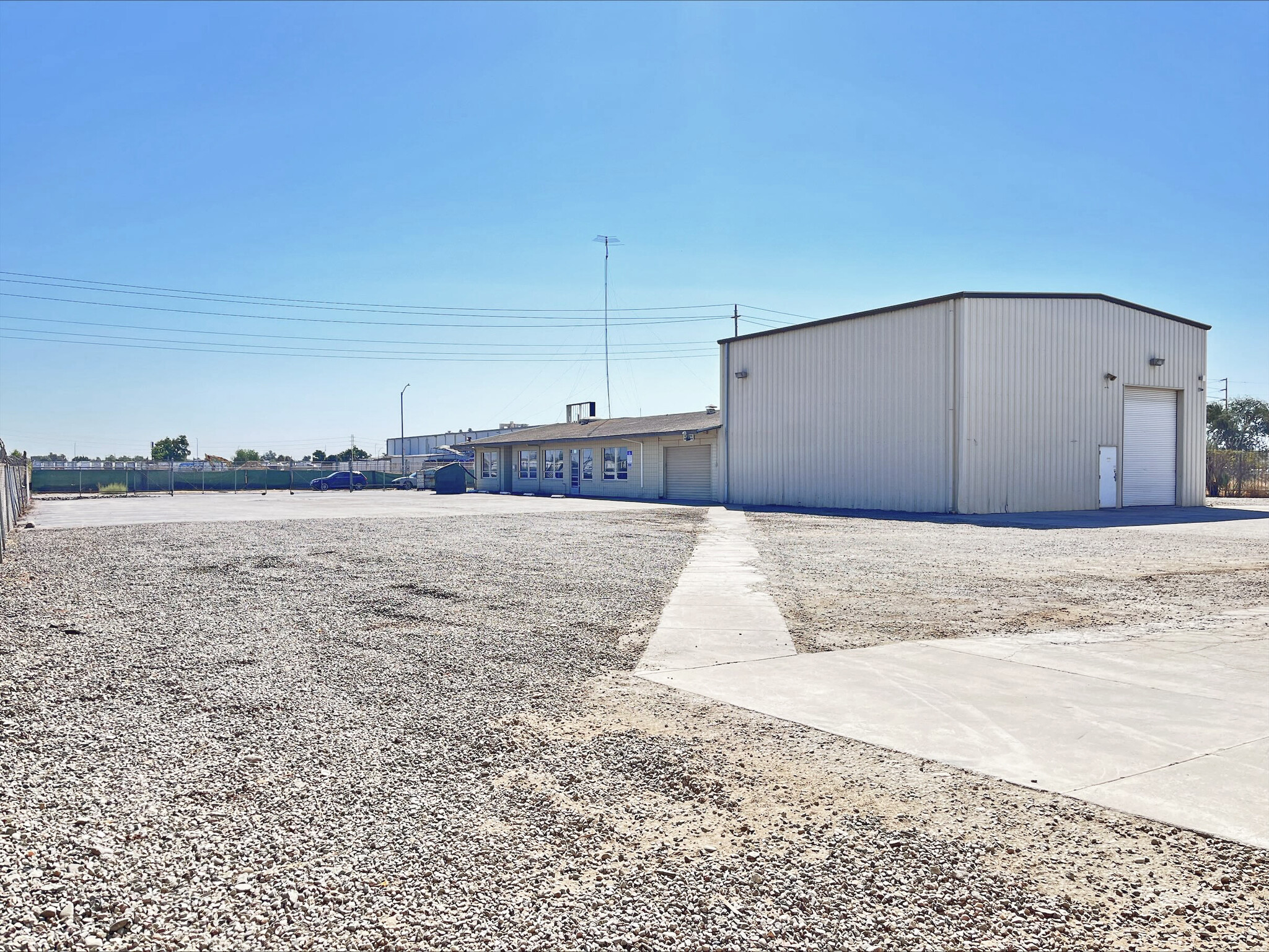 1041 S Pershing Ave, Stockton, CA for lease Building Photo- Image 1 of 6