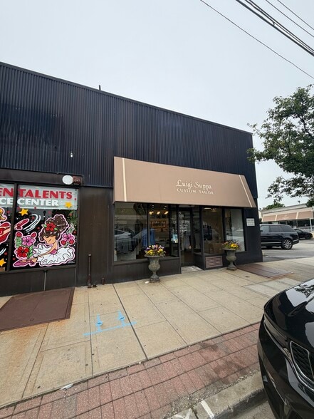 118-122 Hillside Ave, Williston Park, NY for sale - Building Photo - Image 3 of 31