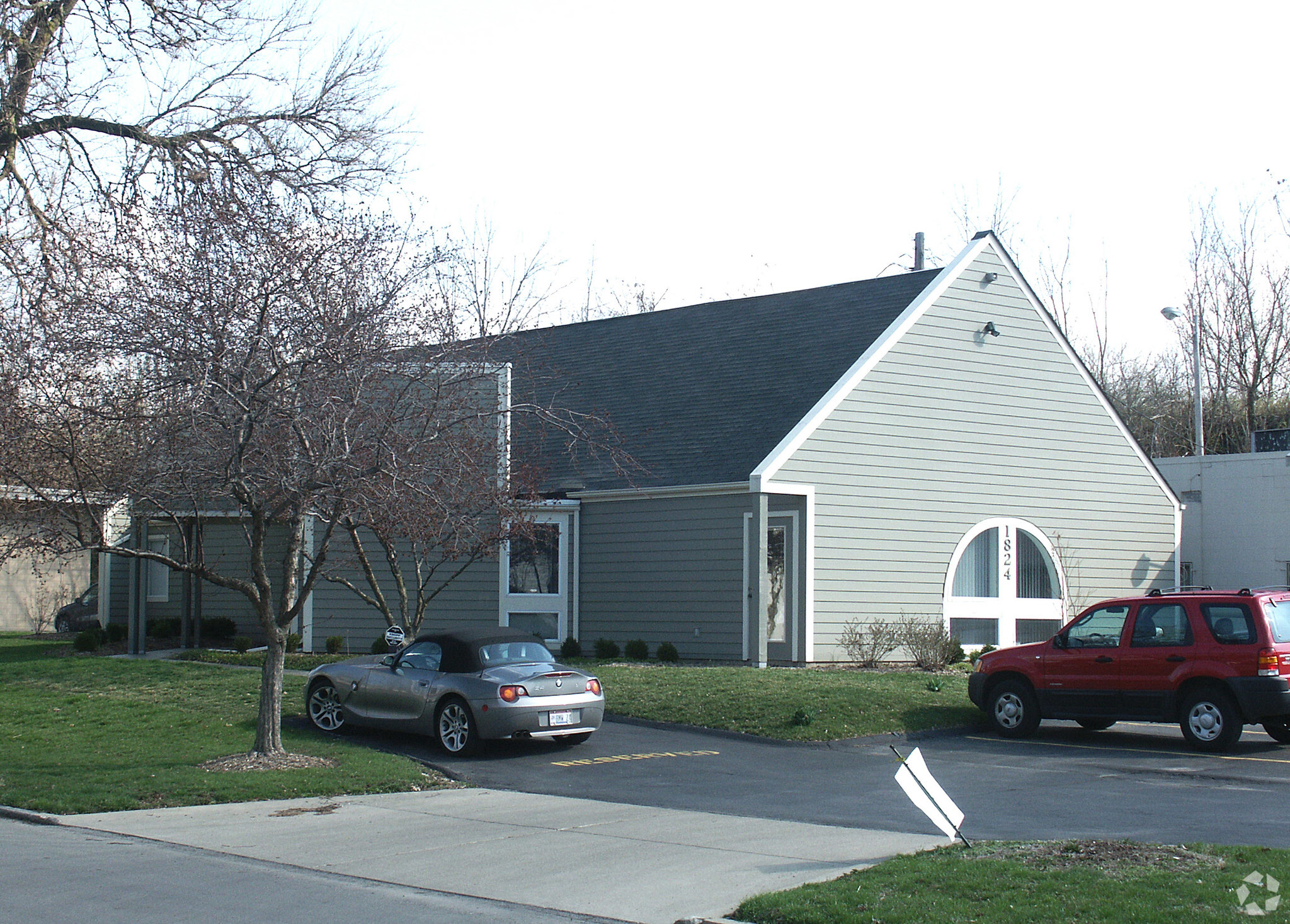 1824 E Broad St, Columbus, OH for sale Building Photo- Image 1 of 1