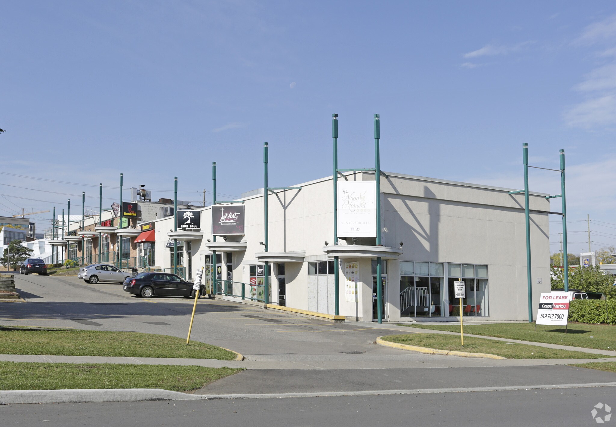 210-220 King St N, Waterloo, ON à vendre Photo principale- Image 1 de 1