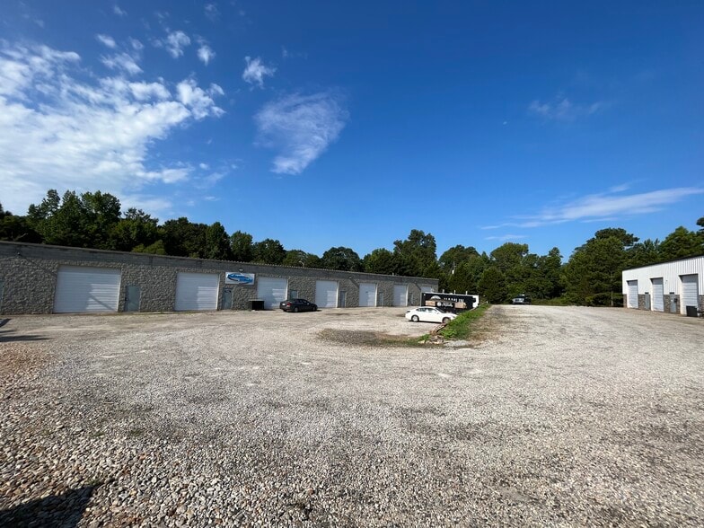 66 Morrison St, Watkinsville, GA for lease - Building Photo - Image 2 of 4