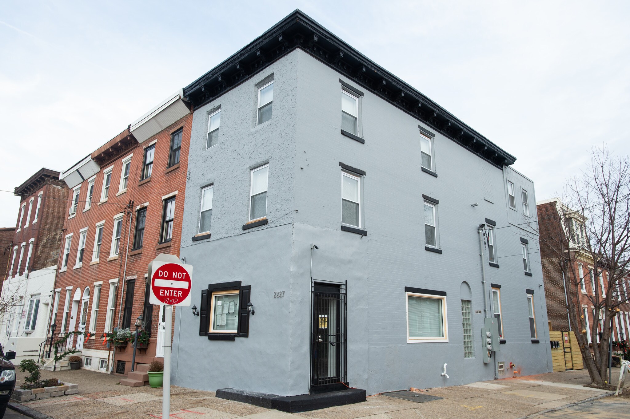 2227 E Cumberland St, Philadelphia, PA à vendre Photo du bâtiment- Image 1 de 1