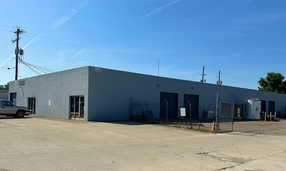 3520-3540 E Fulton St, Columbus, OH à vendre - Photo du bâtiment - Image 2 de 17