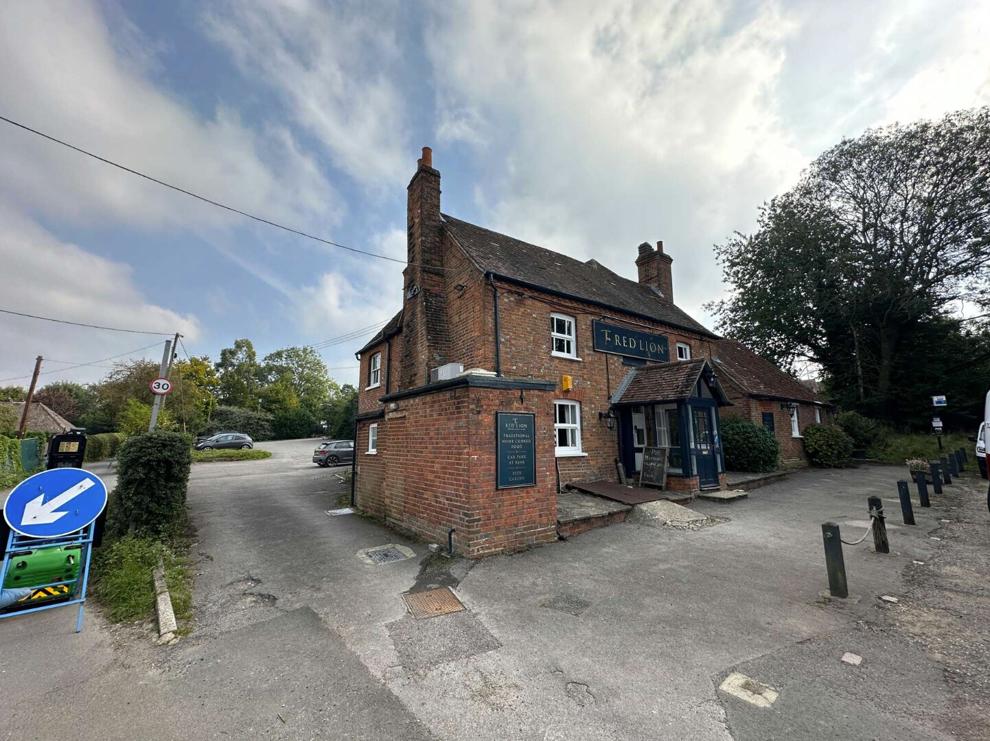 Aldworth Rd, Upper Basildon à vendre Photo du bâtiment- Image 1 de 5