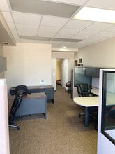 18601 15 Mile Rd, Clinton Township, MI for lease Interior Photo- Image 1 of 3