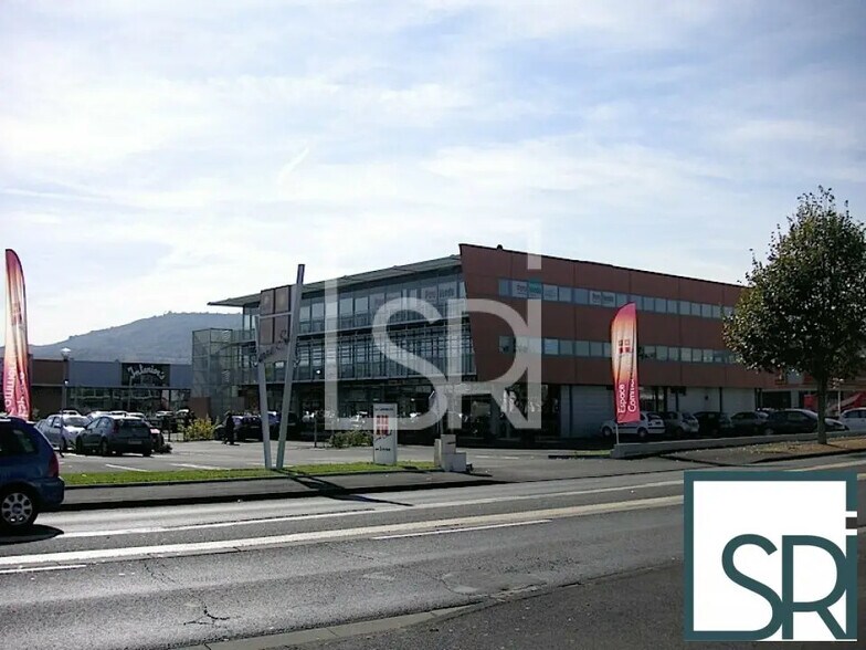 34-36 Avenue De Cournon, Aubière à louer - Photo du bâtiment - Image 3 de 3