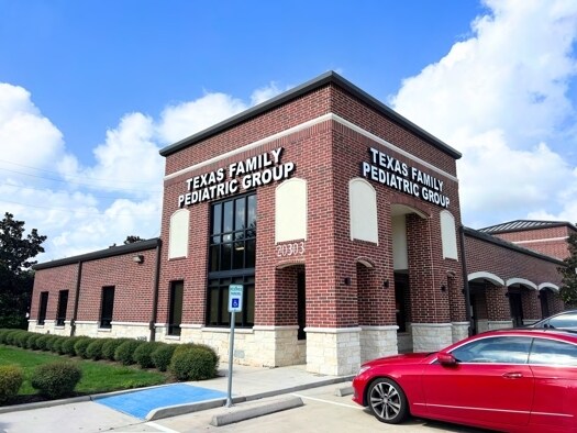 20303 S University Blvd, Missouri City, TX for lease Building Photo- Image 1 of 12