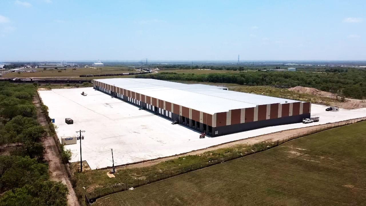 7042 Industrial Way, San Antonio, TX for lease Primary Photo- Image 1 of 9