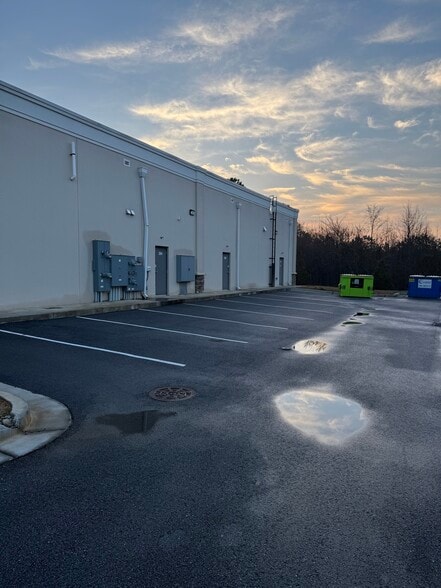 260 Meridian Dr, Grovetown, GA for lease - Primary Photo - Image 1 of 5