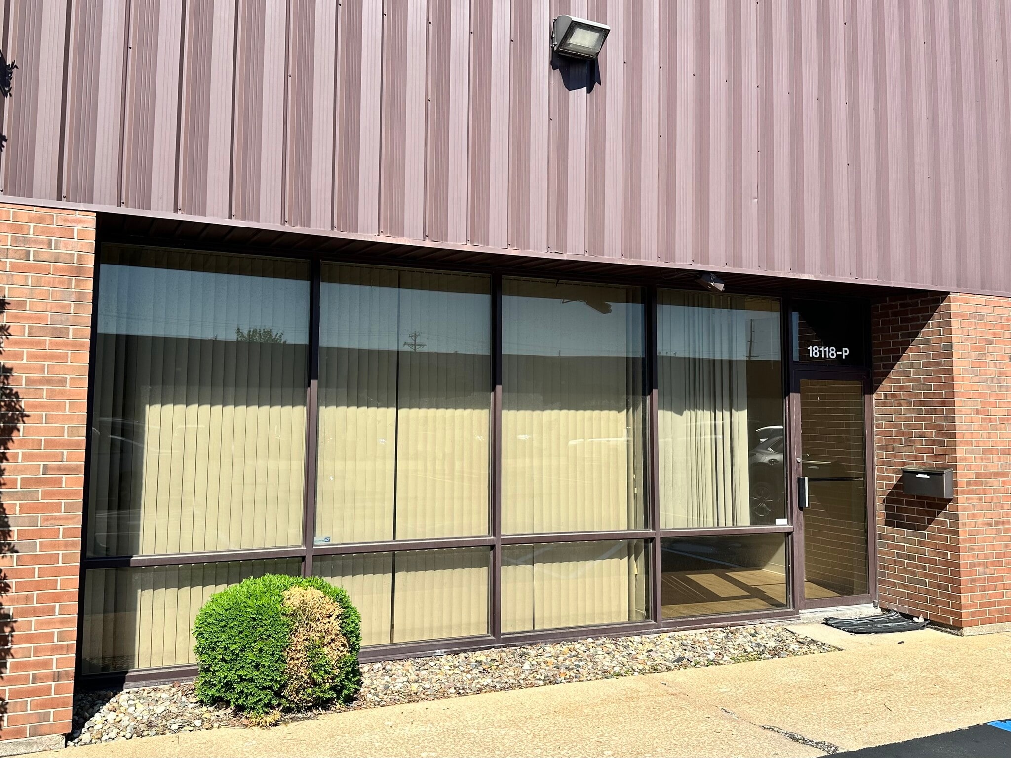 18118 Chesterfield Airport Rd, Chesterfield, MO à louer Photo intérieure- Image 1 de 15