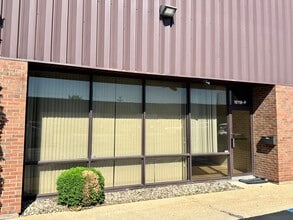 18118 Chesterfield Airport Rd, Chesterfield, MO à louer Photo intérieure- Image 1 de 15