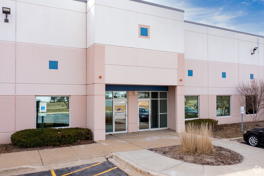 510 Territorial Dr, Bolingbrook, IL for lease - Building Photo - Image 3 of 6