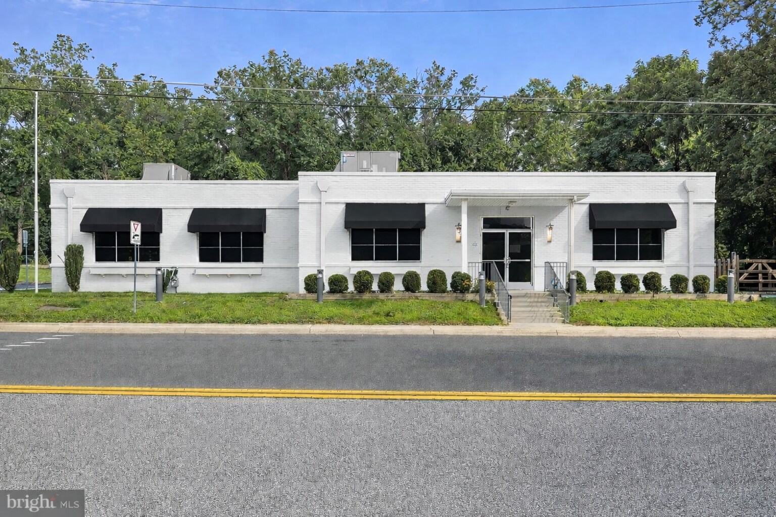 102 N Rogers St, Aberdeen, MD à vendre Photo principale- Image 1 de 73