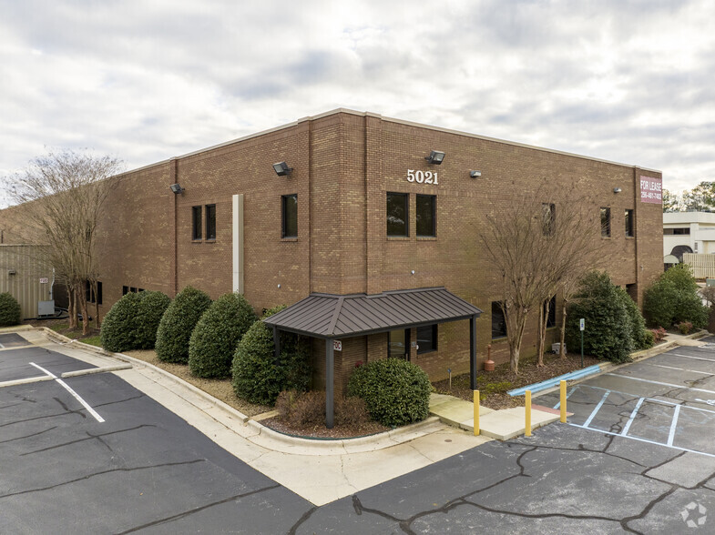 5021 Bradford Dr NW, Huntsville, AL for lease - Building Photo - Image 1 of 11