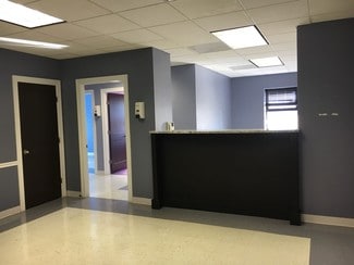 More details for 5693 Riverdale Ave, Bronx, NY - Retail for Lease