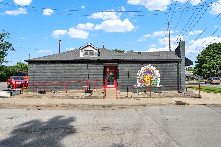 2023 E Southeastern Ave, Indianapolis, IN for sale - Building Photo - Image 3 of 35