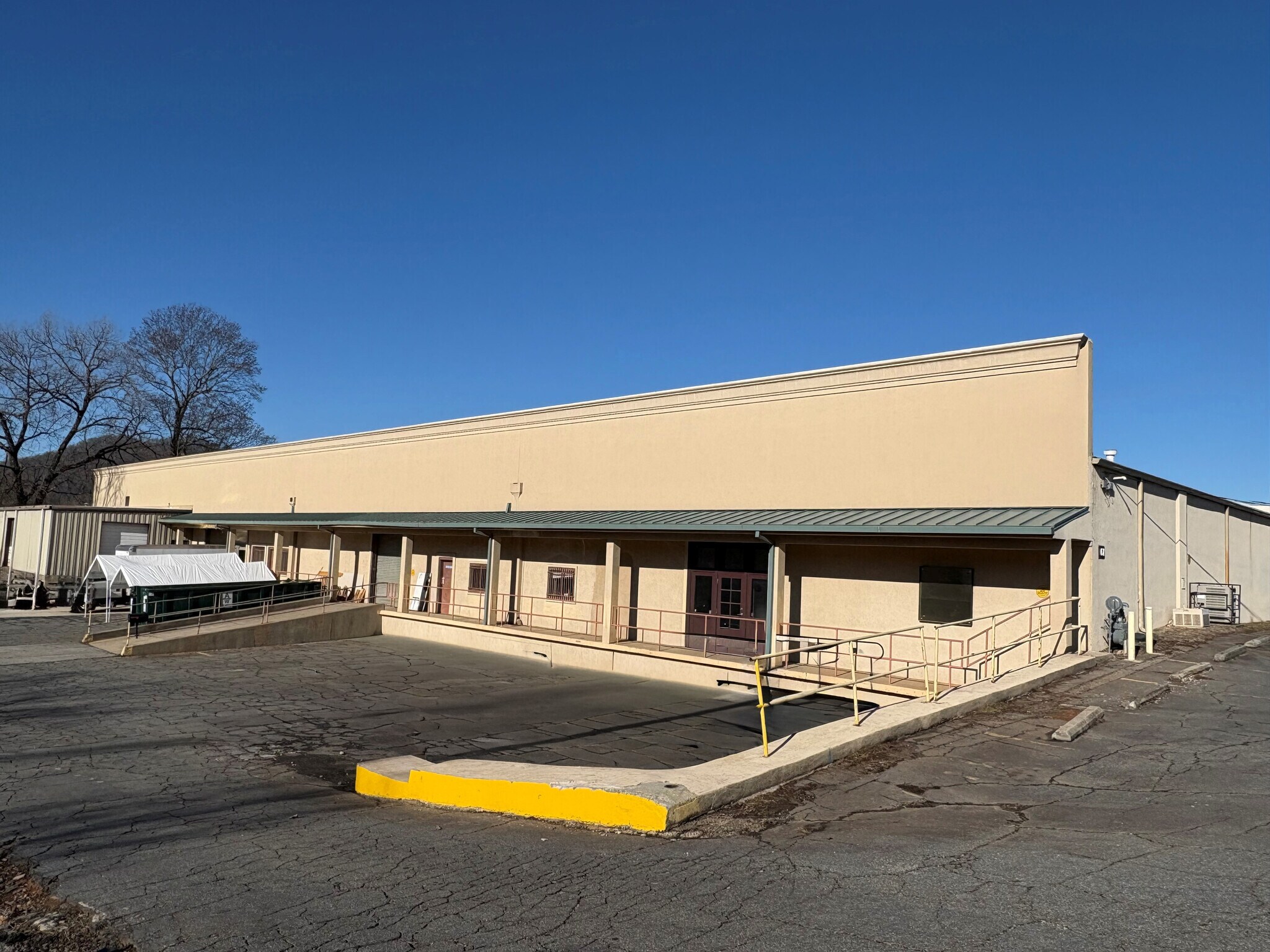 161 Marble Mill Rd NW, Marietta, GA for lease Primary Photo- Image 1 of 3