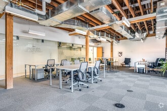 1433 N Water St, Milwaukee, WI à louer Photo intérieure- Image 2 de 11