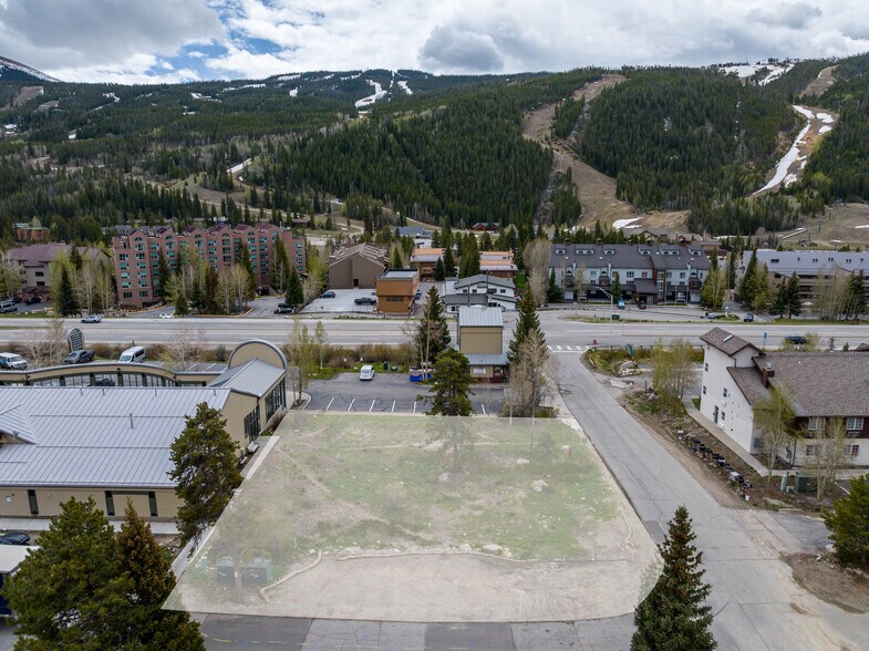 57 Rasor Dr, Keystone, CO à vendre - Photo du bâtiment - Image 2 de 24