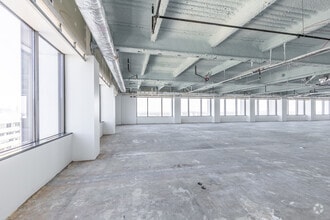 1300 SW Fifth Ave, Portland, OR à louer Photo intérieure- Image 2 de 3