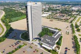 Plus de détails pour 755 W Big Beaver Rd, Troy, MI - Bureau à louer