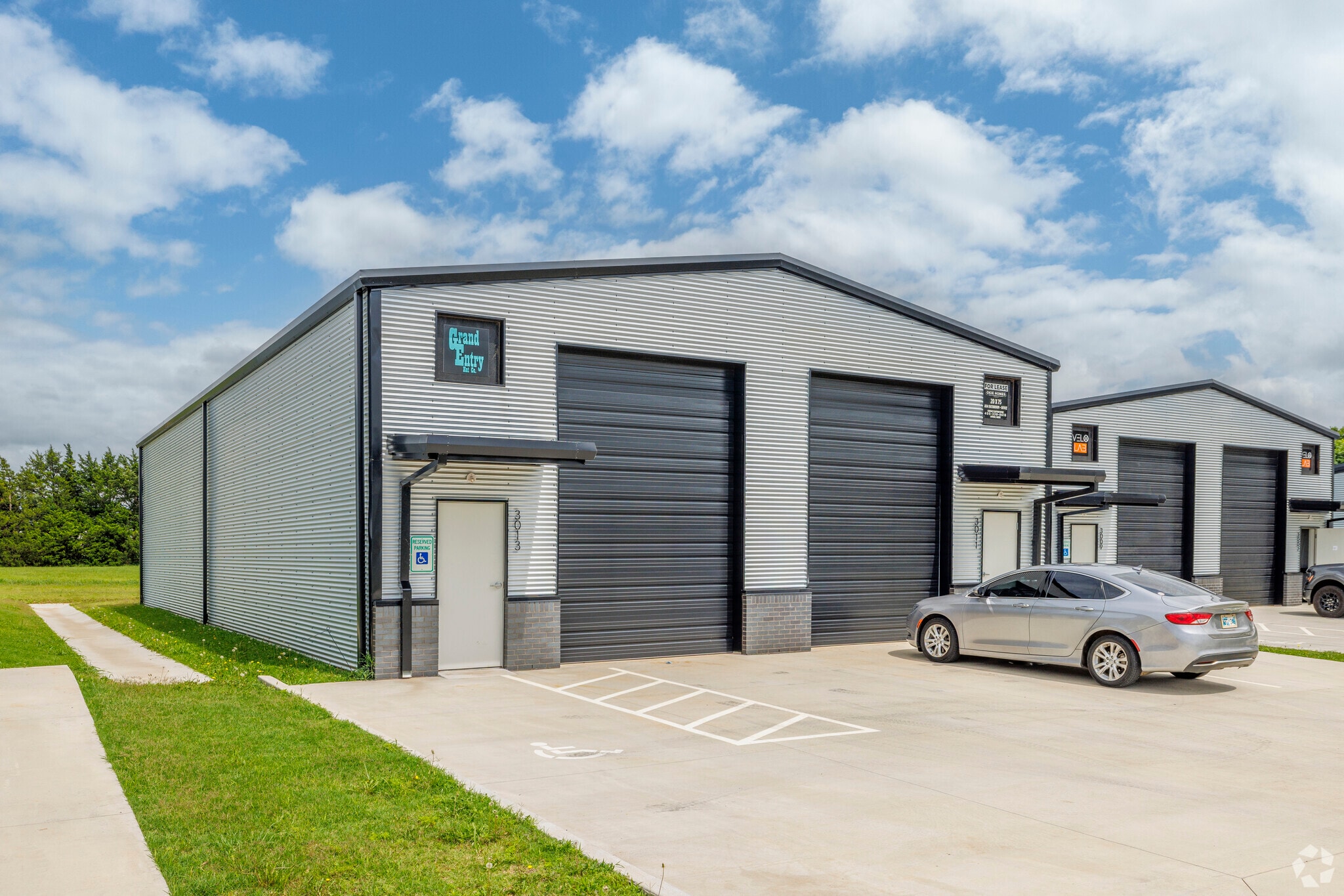 3011-3013 N Park Dr, Stillwater, OK for sale Primary Photo- Image 1 of 7