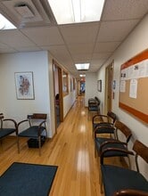 1053 W Lake St, Oak Park, IL for lease Interior Photo- Image 2 of 4