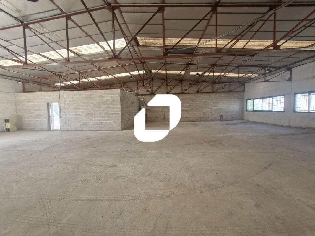 Flex in Lagny-sur-Marne for lease Interior Photo- Image 1 of 7