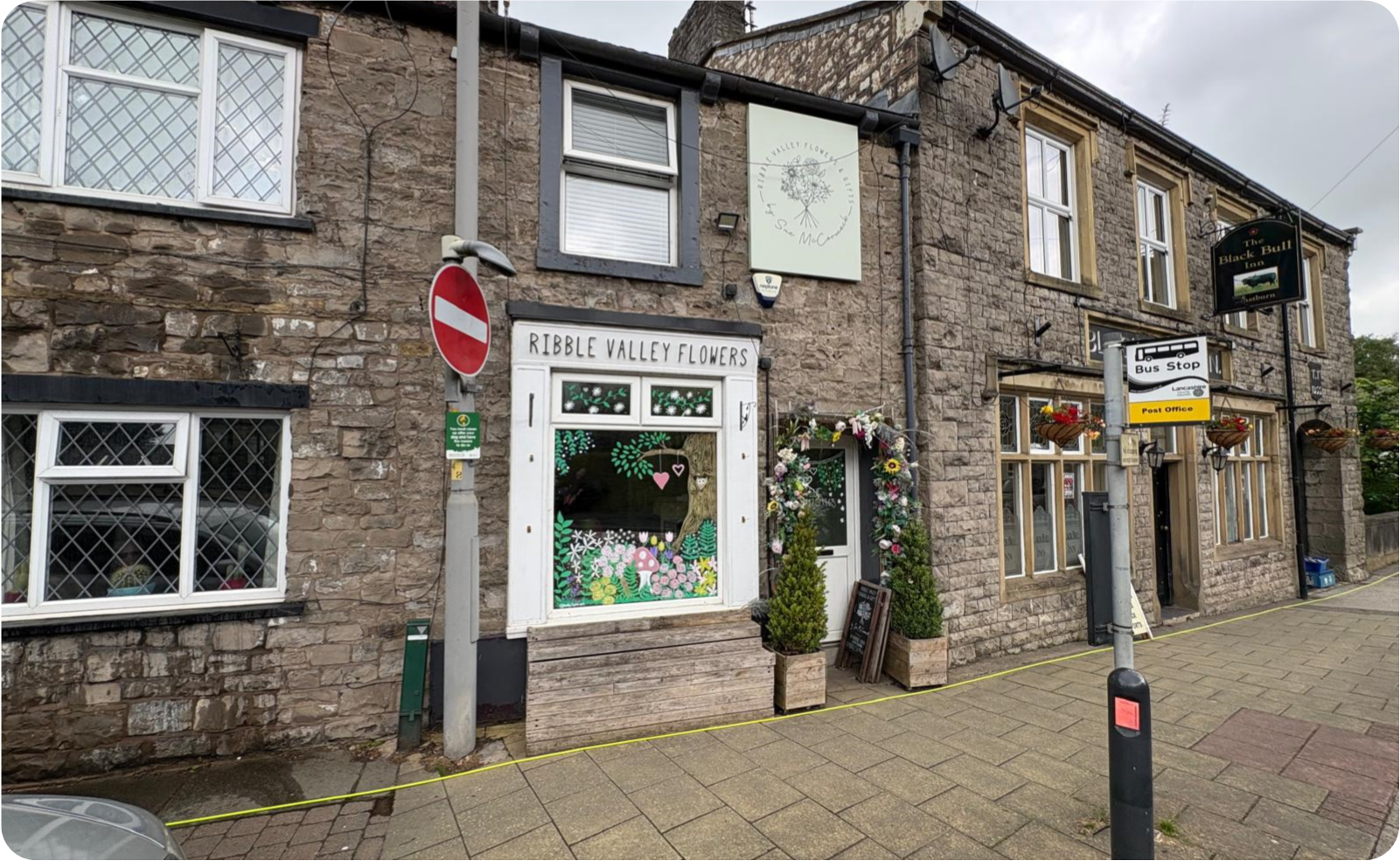 15 Bridge Rd, Clitheroe for lease Primary Photo- Image 1 of 3