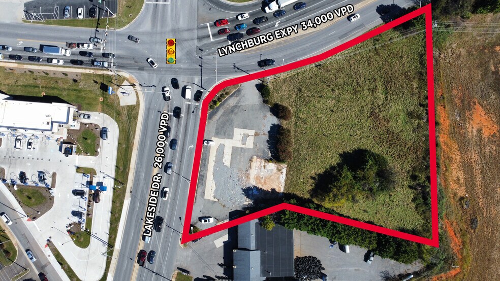 2501 Lakeside Dr, Lynchburg, VA à louer - Photo du bâtiment - Image 2 de 3