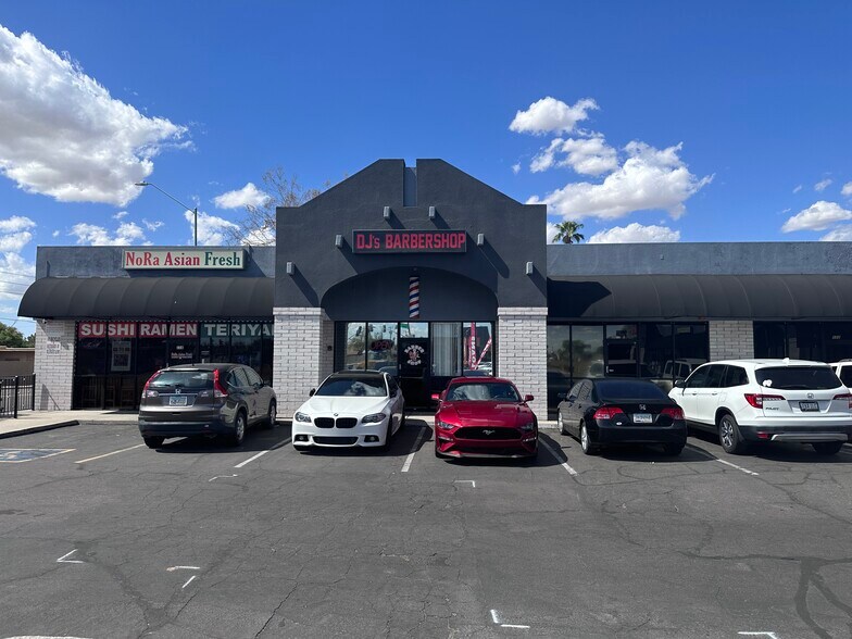 8520 W Peoria Ave, Peoria, AZ à louer - Photo du bâtiment - Image 2 de 9