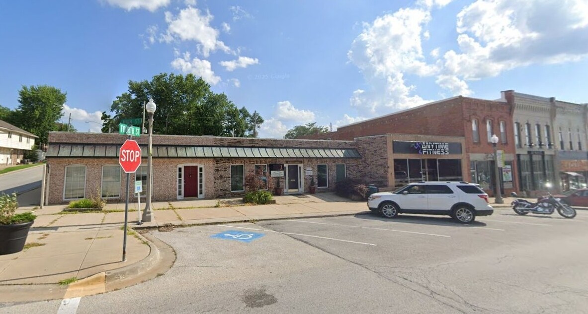355 Main St, Platte City, MO for lease Primary Photo- Image 1 of 4