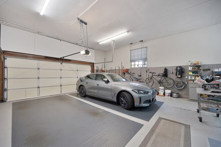 2101 28th St, Sacramento, CA à vendre - Photo du bâtiment - Image 2 de 11