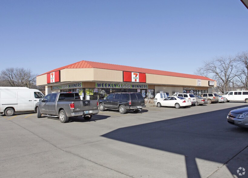 3701-3705 N Rockwell Ave, Bethany, OK for lease - Primary Photo - Image 1 of 5