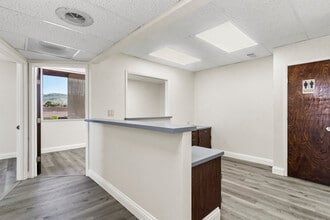 244 N Jackson Ave, San Jose, CA à louer Photo intérieure- Image 1 de 10