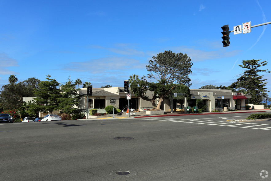 910 Camino Del Mar, Del Mar, CA à louer - Photo principale - Image 1 de 8