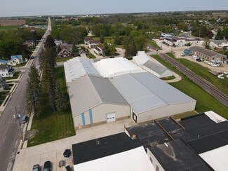 Plus de détails pour 217 N 10th St, Oostburg, WI - Industriel à louer