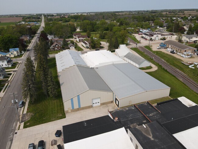 More details for 217 N 10th St, Oostburg, WI - Industrial for Lease