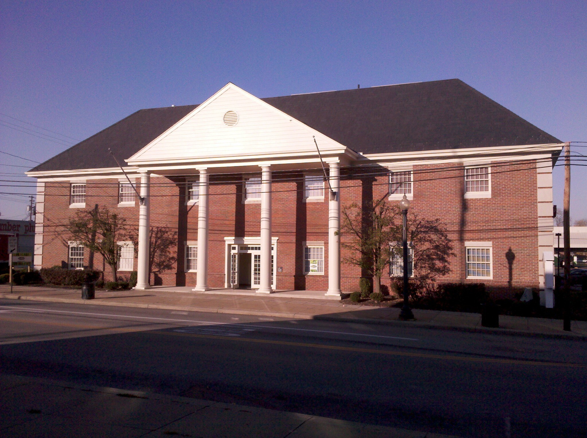 145 N Chestnut St, Ravenna, OH for lease Building Photo- Image 1 of 2